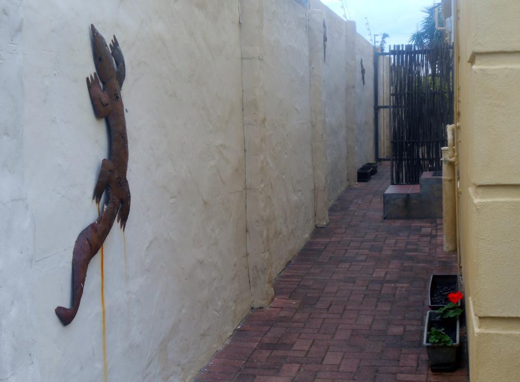 Toscana Cottage Port Elizabeth Exterior photo